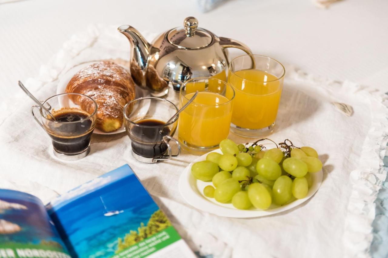 Relais Del Borgo- Domo Loiri Porto San Paolo