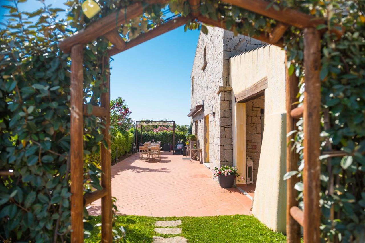 Relais Del Borgo- Domo Loiri Porto San Paolo