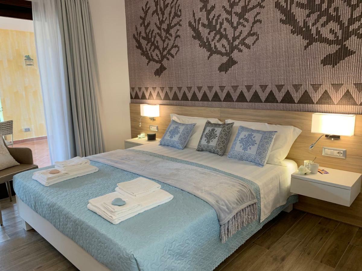 Relais Del Borgo- Domo Pensión Loiri Porto San Paolo
